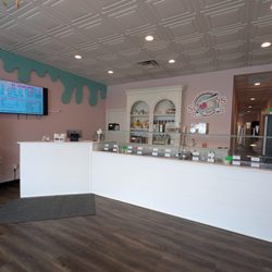 Scoops N Such - The Counter (this is where the magic takes place0