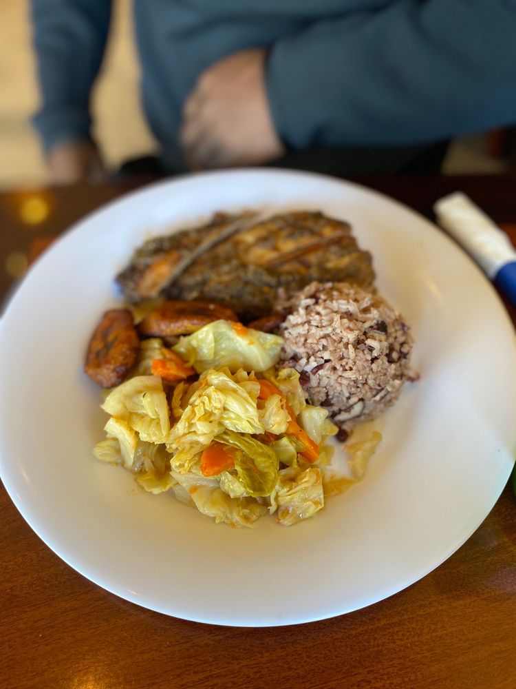 Flavas Jamaican Grill