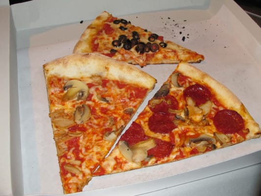 Percy's Pizza by null