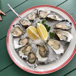Kingston Hotel Bistro - Oysters