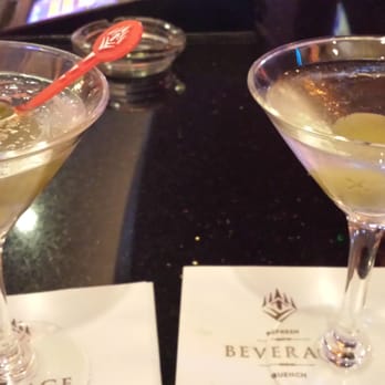 Thunder Bar - Martinis :) - Sports Bars Near Me - Lincoln, California