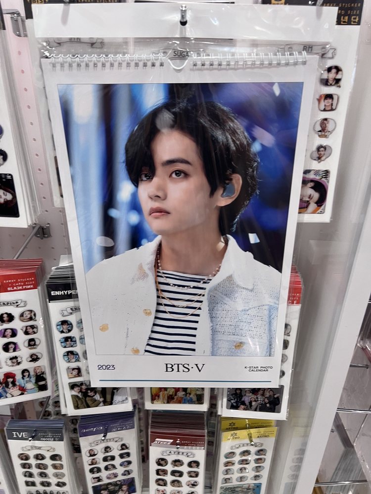 KPOP FRIENDS CLOSED Updated September 2024 26 Photos 2301