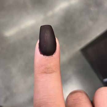 Lee's Nails & Spa - Look at the left side of my nail.. and the nail is crooked too! - Nail Technicians Near Me - Whittier, California