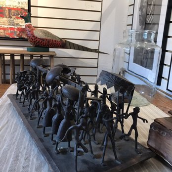 Granary Gallery - Art Galleries Near Me - West Tisbury, Massachusetts