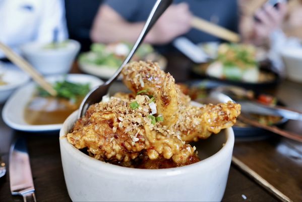 La ong Beverly Hills by null