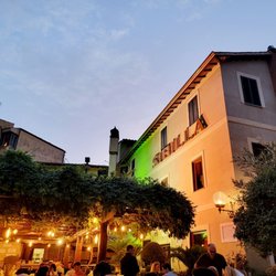 Sibilla di La Mura Luigia - Patio at night