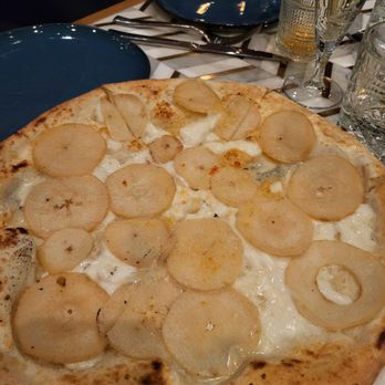 Impasto by Terun - Pera pizza. You have to like gorgonzola! - Pizza Near Me - San Carlos, California Impasto by Terun - Pera pizza. You have to like gorgonzola! - Pizza Near Me - San Carlos, California