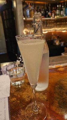 JJ's Wine Bar by null