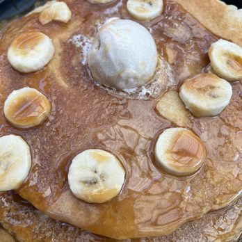 The Front Yard - Banana foster pancakes - Beer Gardens Near Me - Las Vegas, Nevada The Front Yard - Banana foster pancakes - Beer Gardens Near Me - Las Vegas, Nevada