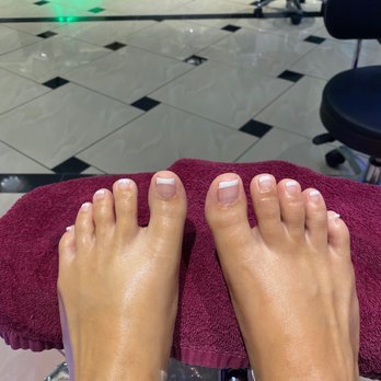 Luxe Nail Bar - French Gel Pedicure - Waxing Near Me - Destin, Florida