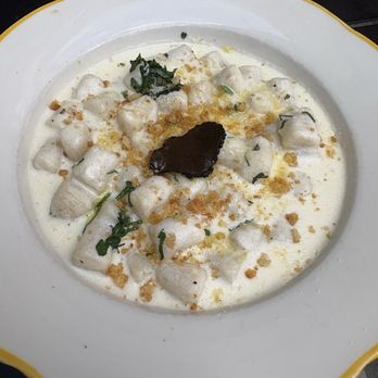 Mano Bella - SouthPark - Gnocchi al Tartufo - Italian Near Me - Charlotte, North Carolina Mano Bella - SouthPark - Gnocchi al Tartufo - Italian Near Me - Charlotte, North Carolina