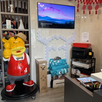 Liuyishou Hotpot Burnaby - Mascot and host station~ - Chinese Near Me - Burnaby, British Columbia Liuyishou Hotpot Burnaby - Mascot and host station~ - Chinese Near Me - Burnaby, British Columbia