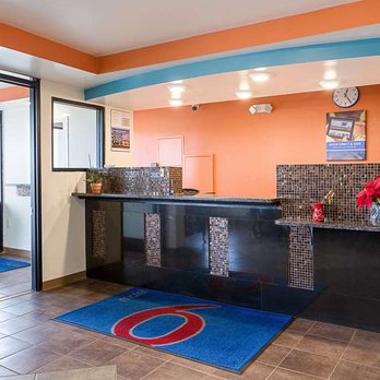 Motel 6 - lobby - Hotels Near Me - Bells, Tennessee Motel 6 - lobby - Hotels Near Me - Bells, Tennessee