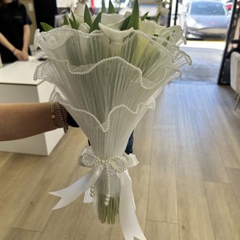 A&N Flowers - Floral Designers Near Me - Van Nuys, California