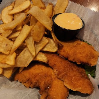 Buck Murphy's Bar - Chicken strips were decent, but I wish they were freshly dredged and fried... - Sports Bars Near Me - Odenton, Maryland