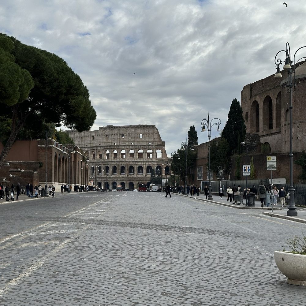 Colosseo - Local Flavor Near Me - Rome, RM