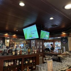 O'Blarney's At The Gibson House - Bar area
