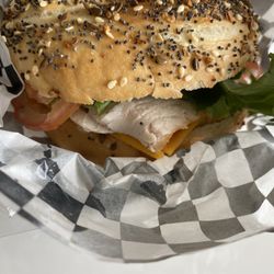 Bagel Artist - Bagle turkey cheese