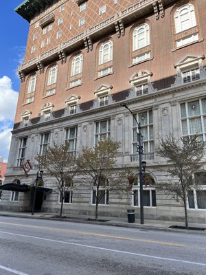 Missouri Athletic Club by null