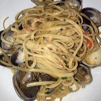 Mi Piace - Vongole Veraci - Italian Near Me - Pasadena, California Mi Piace - Vongole Veraci - Italian Near Me - Pasadena, California
