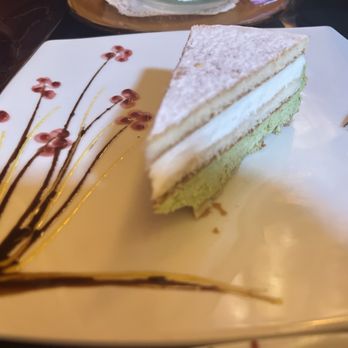 Mele Bistro - Pistachio Cake - French Near Me - Arlington, Virginia