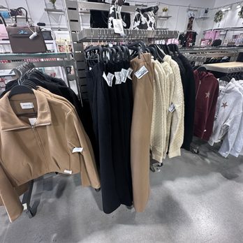 Style USA - Women's Clothing Near Me - Oxnard, California