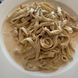 Chicken Alfredo Fettuccine Chicken Alfredo Fettuccine