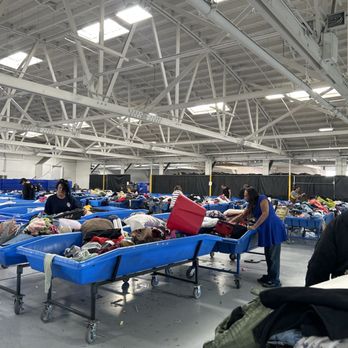 Goodwill Oulet Store & Auction House - View of sorting bins - Thrift Stores Near Me - Long Beach, California