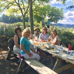 Grochau Cellars - Picnic table in lovely setting