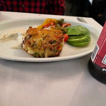 Robke’s - Crab cake - American Near Me - Northport, New York