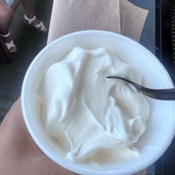 Third Base Pizza & Frozen Custard - It's supposed to be strawberry cheesecake but tasted like vanilla - Pizza Near Me - Occoquan, Virginia