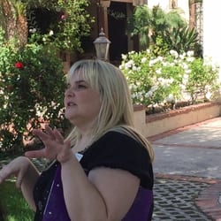 LA Woman Tours - Elisa knows everything about Marilyn Monroe and tells all the best stories with tons of details! Thank You!