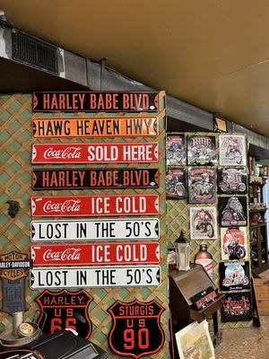 Auntie El's Farm Market by null