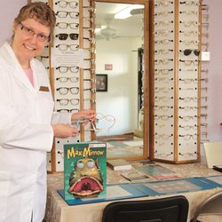 Caroline Robison Optometry - Holding baby frame