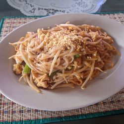 Bangkok City Thai Restaurant - Pad Thai