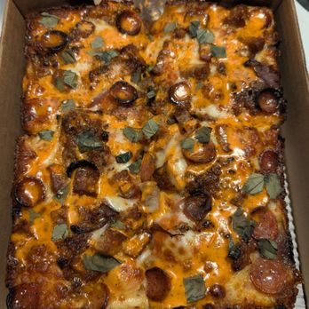 Square Pie Guys - San Francisco - PLO Special: Vodka Sauce, Bomba, Hot honey, Sausage/Longanista, cilantro etc - Pizza Near Me - San Francisco, California Square Pie Guys - San Francisco - PLO Special: Vodka Sauce, Bomba, Hot honey, Sausage/Longanista, cilantro etc - Pizza Near Me - San Francisco, California