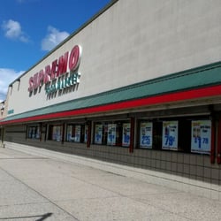Supremo Food Market - Front of store