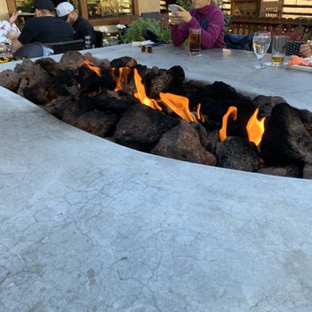 Oakside - Outdoors - Seafood Near Me - Big Bear Lake, California