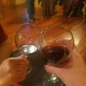 Chuckwagon Restaurant & Lounge - Cheers - Lounges Near Me - Banning, California