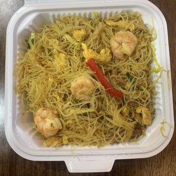 Cheung Hing Restaurant - One of my favorite style noodle dishes - Dim Sum Near Me - San Francisco, California Cheung Hing Restaurant - One of my favorite style noodle dishes - Dim Sum Near Me - San Francisco, California