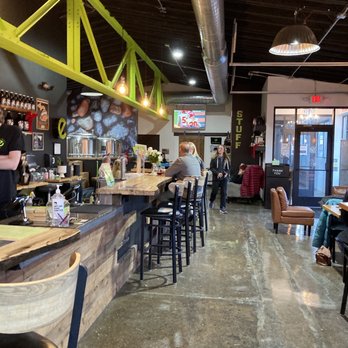 Erratic Ale Co - Brewpubs Near Me - Dexter, Michigan