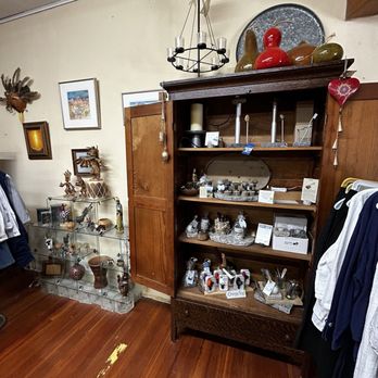 Main Street Exeter - Women's Clothing Near Me - Exeter, California
