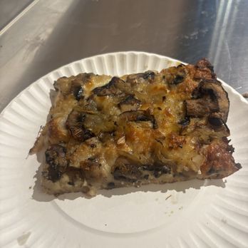 Mama's Too - Italian Near Me - New York, New York