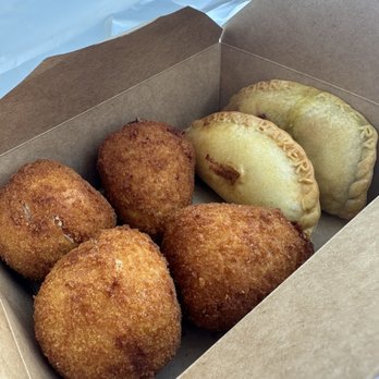 OBRA HandBakery - Potato Ball, Baked Chicken CURRY Empanada, baked paella empanada - Latin American Near Me - Long Beach, California OBRA HandBakery - Potato Ball, Baked Chicken CURRY Empanada, baked paella empanada - Latin American Near Me - Long Beach, California
