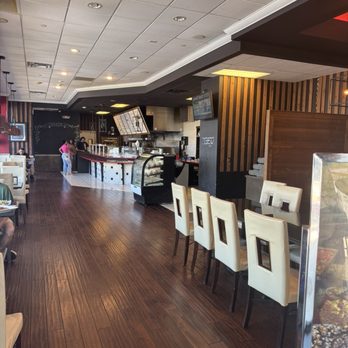 Mo's Italia Express - Moe's Italian Restaurant - Italian Near Me - Cedar Hill, Texas
