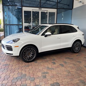 Champion Porsche - 2020 Cayenne - Car Dealers Near Me - Pompano Beach, Florida Champion Porsche - 2020 Cayenne - Car Dealers Near Me - Pompano Beach, Florida