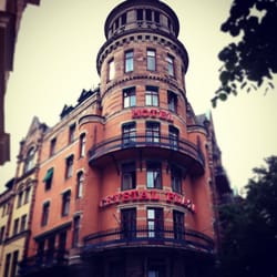 Crystal Plaza Hotel