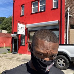 Razor Sharp Barbershop - Clean high and tight