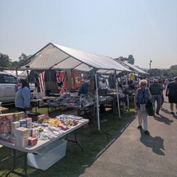 Jimays Flea Market - Nazis being allowed to sell Nazi merch at a public market