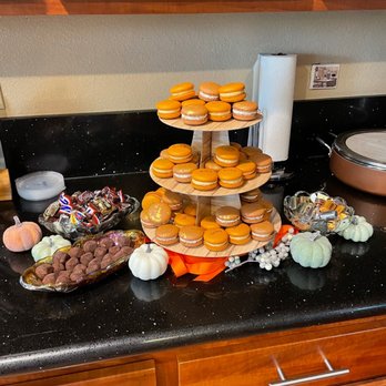 Rooftop Macarons - Macarons Near Me - Sacramento, California Rooftop Macarons - Macarons Near Me - Sacramento, California